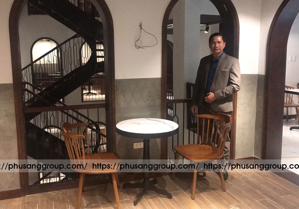 Thi Cong Thiet Ke Noi That Quan Cafe Tren Tam Dao 3